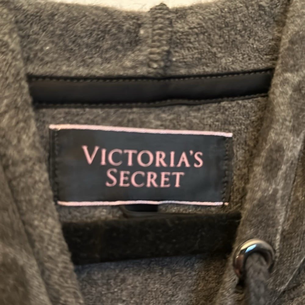 Victoria Secret cheetah print hoodie - Picture 2 of 2